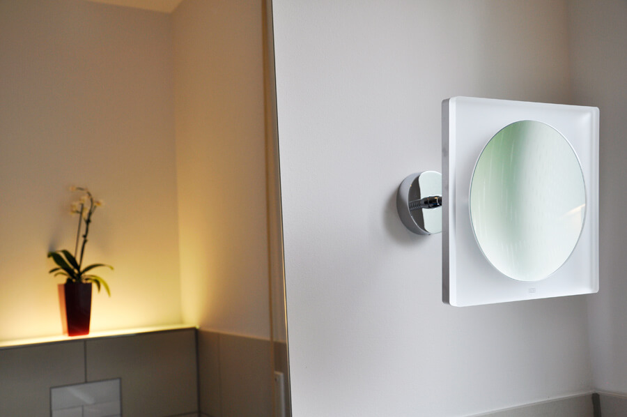 Mehr Licht im neuen Familienbad: Modernisierung des Badezimmers